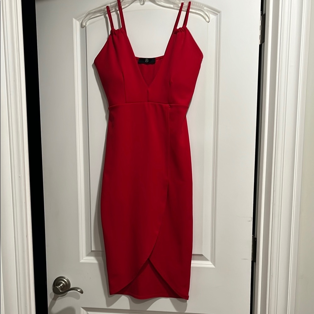 Missguided Striking Red Bodycon Tulip Midi Dress V-Neck Sleeveless